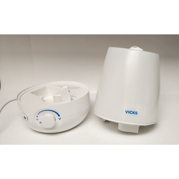 Vicks Filter Free Cool Mist Humidifier, White, VUL545/ New In Box - Picture 11 of 14